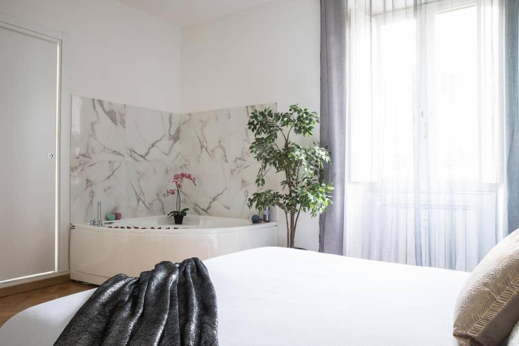 Silver Luxury Jacuzzi Suite Trastevere - Top Collection Roma Esterno foto